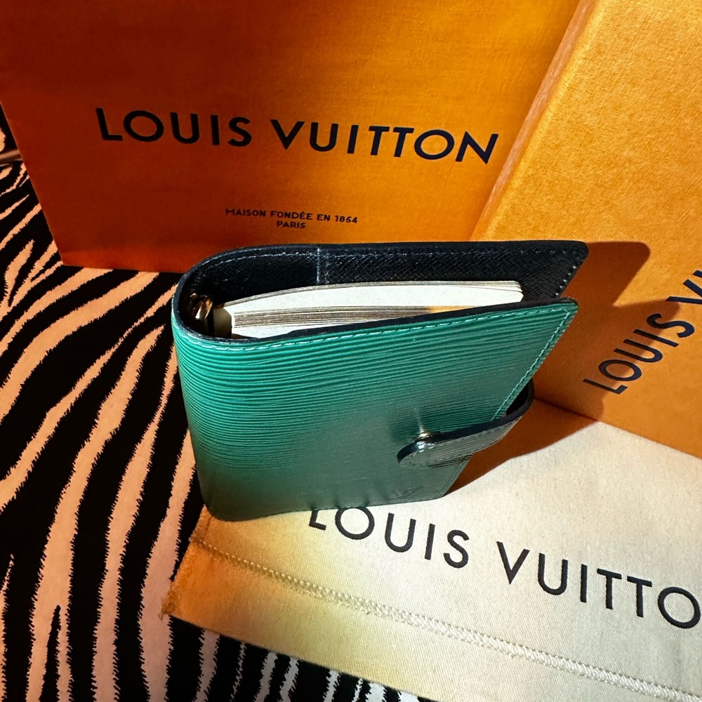 Louis Vuitton ❤️ Green Epi Leather Small Ring Agenda Cover~ Pre ❤️Loved - Picture 8 of 16